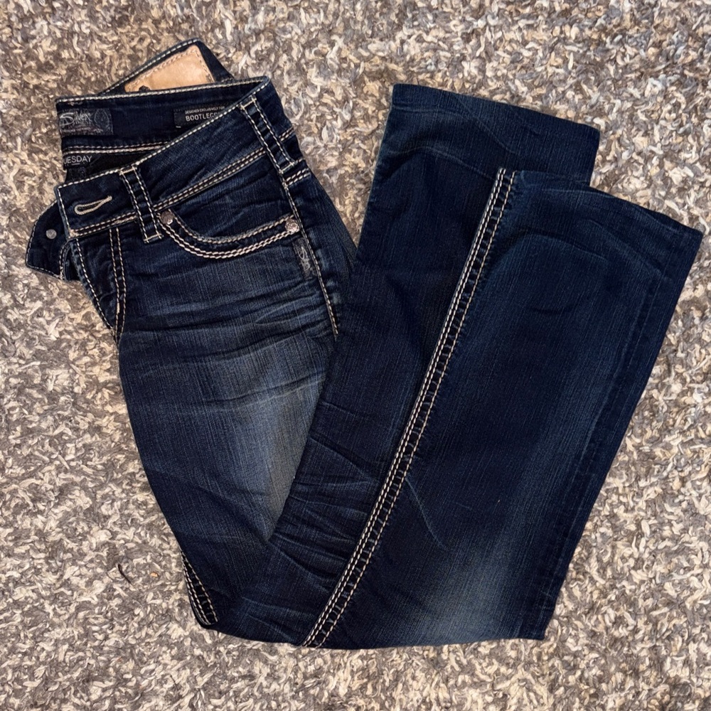Silver Jeans Dark Blue Bootcut Jeans with Contrast Stitching